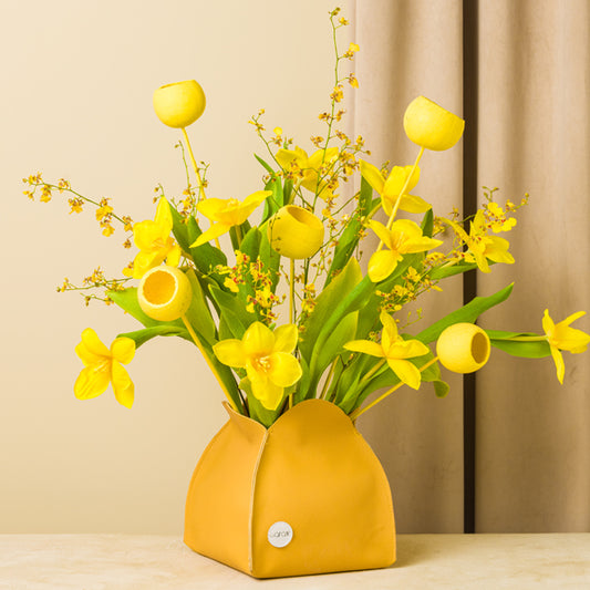 Leather vase Yelow